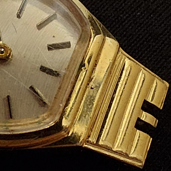 Vintage Bulova Ladies Watch - Picture 4 of 7
